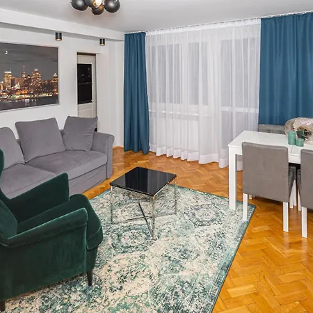 V3 Ordona 20a ホテル