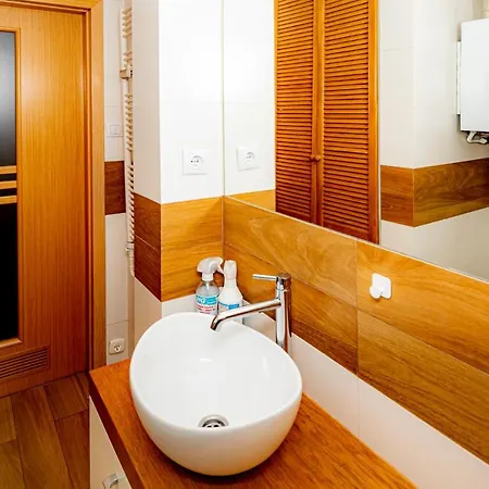 V3 Ordona 20a Hotell